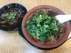 牛肉砂锅-某一巷砂锅老店(北一环路店)