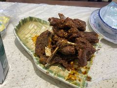 烤羊排-九寨特色牦牛肉汤锅 羊肉汤锅