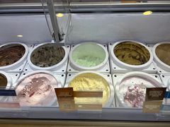 -芭斯罗缤31冰淇淋(BHG MALL上地店)