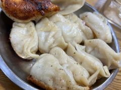 -黄阿姨锅贴大王(万航渡路店)