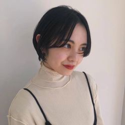 -AYO SALON