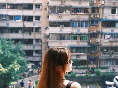 -白象居