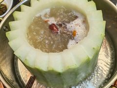 -得意咚瓜·顺德鱼生·冬瓜火锅(深圳首店)