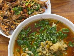 -萍姨抻面馆·鸡架冒菜(清湖店)