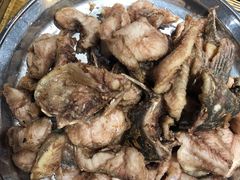 -肖肖酸萝卜鱼火锅(总店)