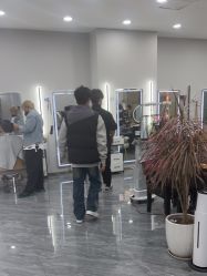 -藤野造型烫染·漂发