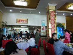 大堂-魏四小鱼锅贴王