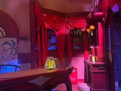-暴风岛沉浸式体验馆(百联世纪店)