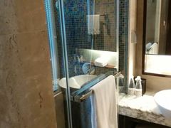 -上海龙之梦万丽酒店