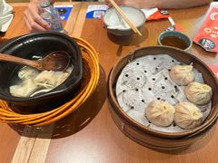 -馋三尺蟹粉小笼(人民广场店)