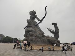 -巴陵广场