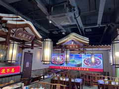 -川流不息·地道川菜·小龙虾(新松江路店)