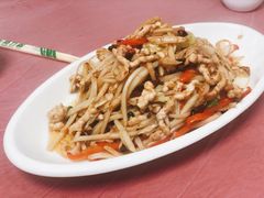 莲菜烧肉丝-乐乐餐厅(湘子庙街店)