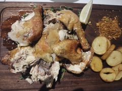 -LESCEDARS  Bistro香柏树(外滩店)