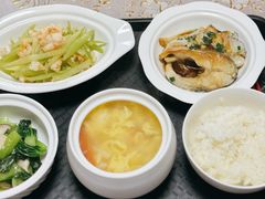 -悦芽照护月嫂+育儿嫂(杭州店)