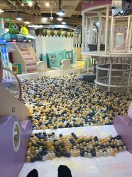 -多多淘儿童体验中心(重庆来福士店)