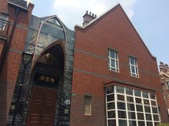 -钟书阁(松江泰晤士小镇店)