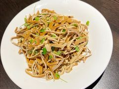 -老牌坊鲁菜名店(美莲广场店)