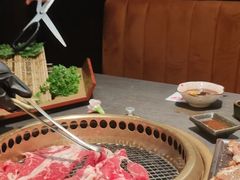 -铭牛烧肉·和牛海鲜自助(高新月牙湖店)