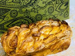 栗子包-OUR Bakery(三里屯太古里店)