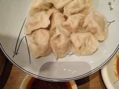 -临界音乐酒馆·小龙虾·江湖菜(华熙LIVE·鱼洞店)