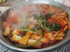 -喇喇排骨火锅·传统韩式脊骨汤(望京西园总店)