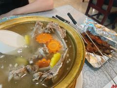 -汗腾格里·风味餐厅(新疆驻京办店)