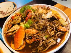 -臻鲜燕海鲜融合餐厅(金陵style店)