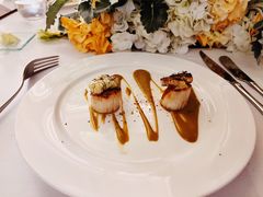 煎深海扇贝配欧洲白萝卜泥-Jean Georges