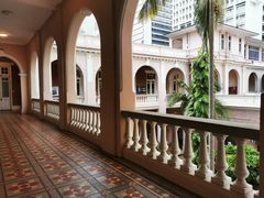 -香港大学