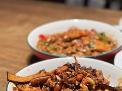 -爱碗亭·鲜炒湖南菜(壹城中心店)