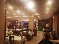大堂-鑫巴蜀小镇 · 水煮鱼专研店(玉桥店)