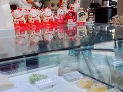 -Fridi Patisserie Cafe