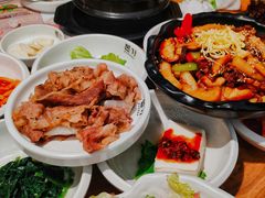 满心尝五花肉-本家韩国烤肉(青岛万象城店)