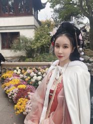 -一揽芳华汉服旗袍体验馆(拙政园店)