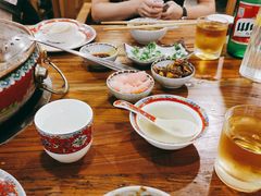-毛辣果·贵州红酸汤牛肉火锅(西单店)