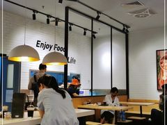 大堂-吉祥馄饨(虹桥火车站店)