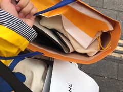 -De Bijenkorf百货公司