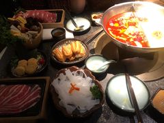 -湊湊火锅·茶憩(新中关购物中心店)