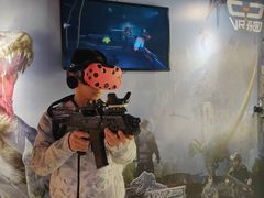 -VR+乐园·VR电竞·家庭亲子·密室逃脱·轰趴团建