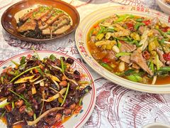 -耙吉吉川味小酒馆(本地人回头店)