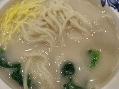 -梅龙镇酒家(南京西路总店)