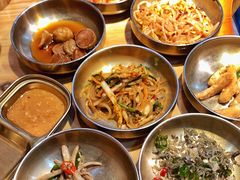 十道正宗韩国小菜-金顺韩式烤肉·网红烤肉店(广利路店)