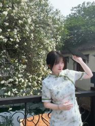 -一揽芳华汉服旗袍体验馆(拙政园店)