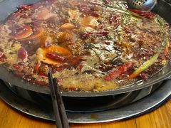 -黄潇洒老火锅(九眼桥宏济巷店)