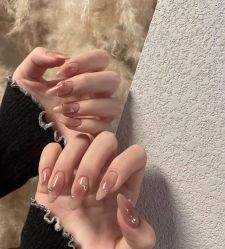 -天生爱美甲