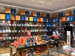 -VENCHI 闻绮(北京国贸商城店)