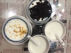 -周大娘牛乳(旧寨古村总店)