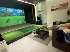 -新浪高尔夫新天地室内高尔夫练习场(国贸·中海广场店)