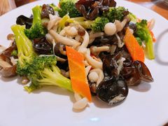 -老六杀猪菜(进乡街店)